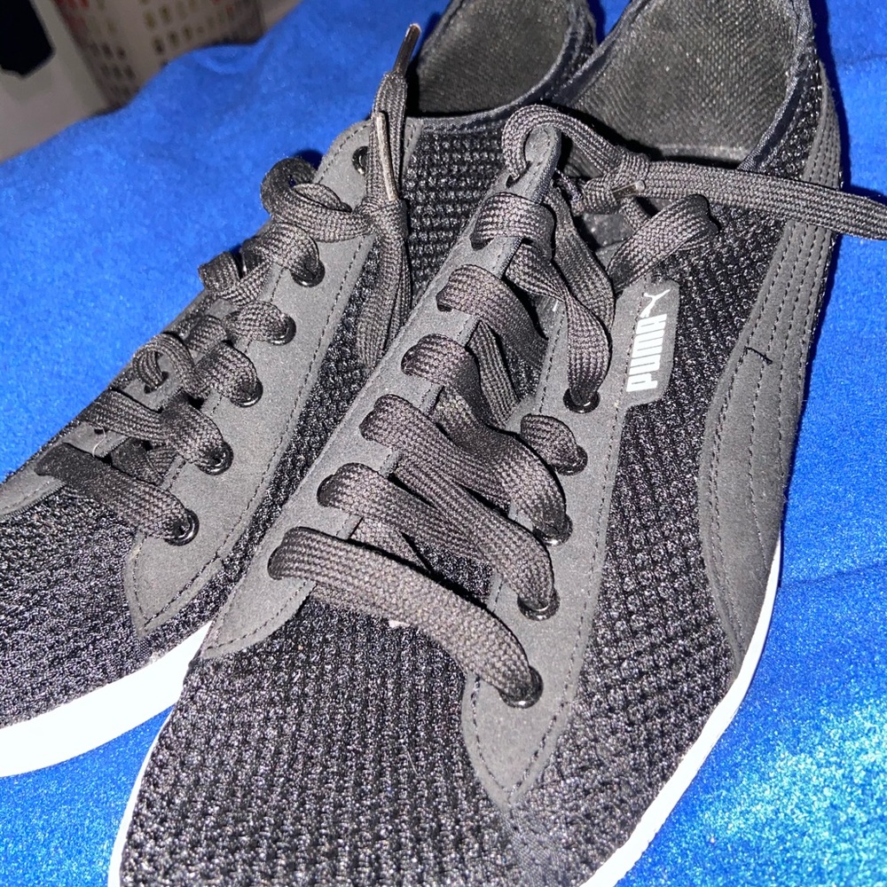 Puma Sneakers